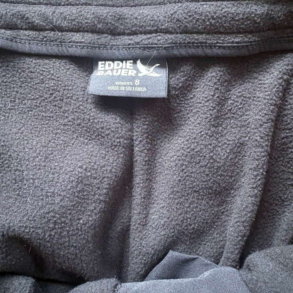 Eddie Bauer Rainier fleece lined cargo pants size 8 EUC - Picture 2 of 4